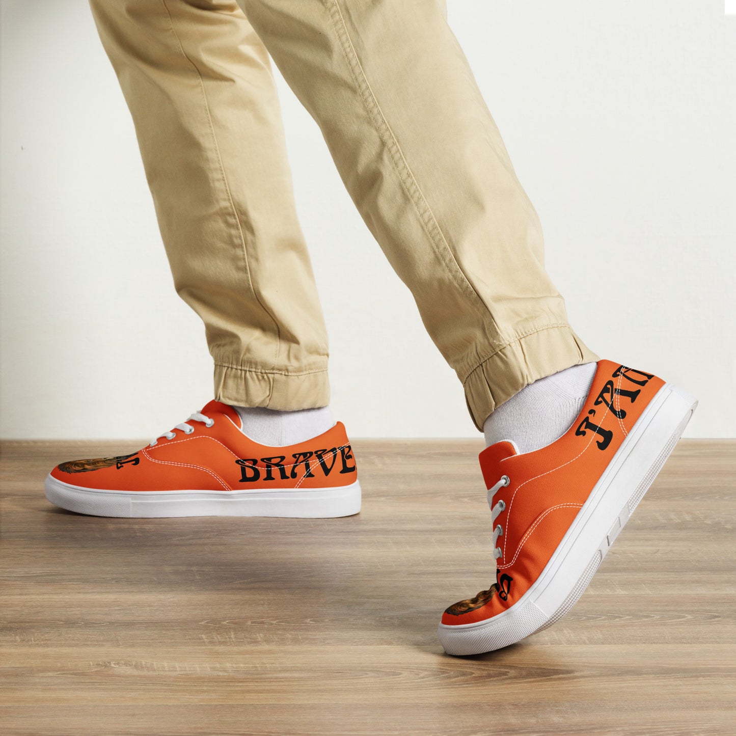 “I’AM BRAVE!” Orange Men’s Lace-Up Canvas Shoes W/Black Font