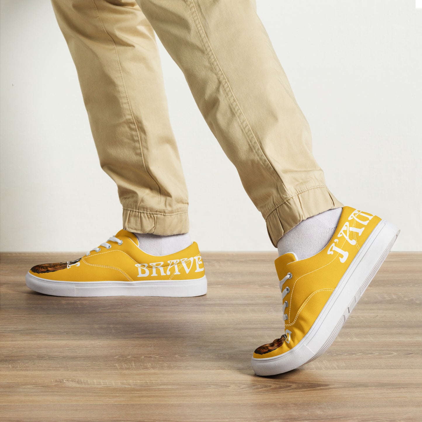 “I’AM BRAVE!” Yellow Men’s Lace-Up Canvas Shoes W/White Font