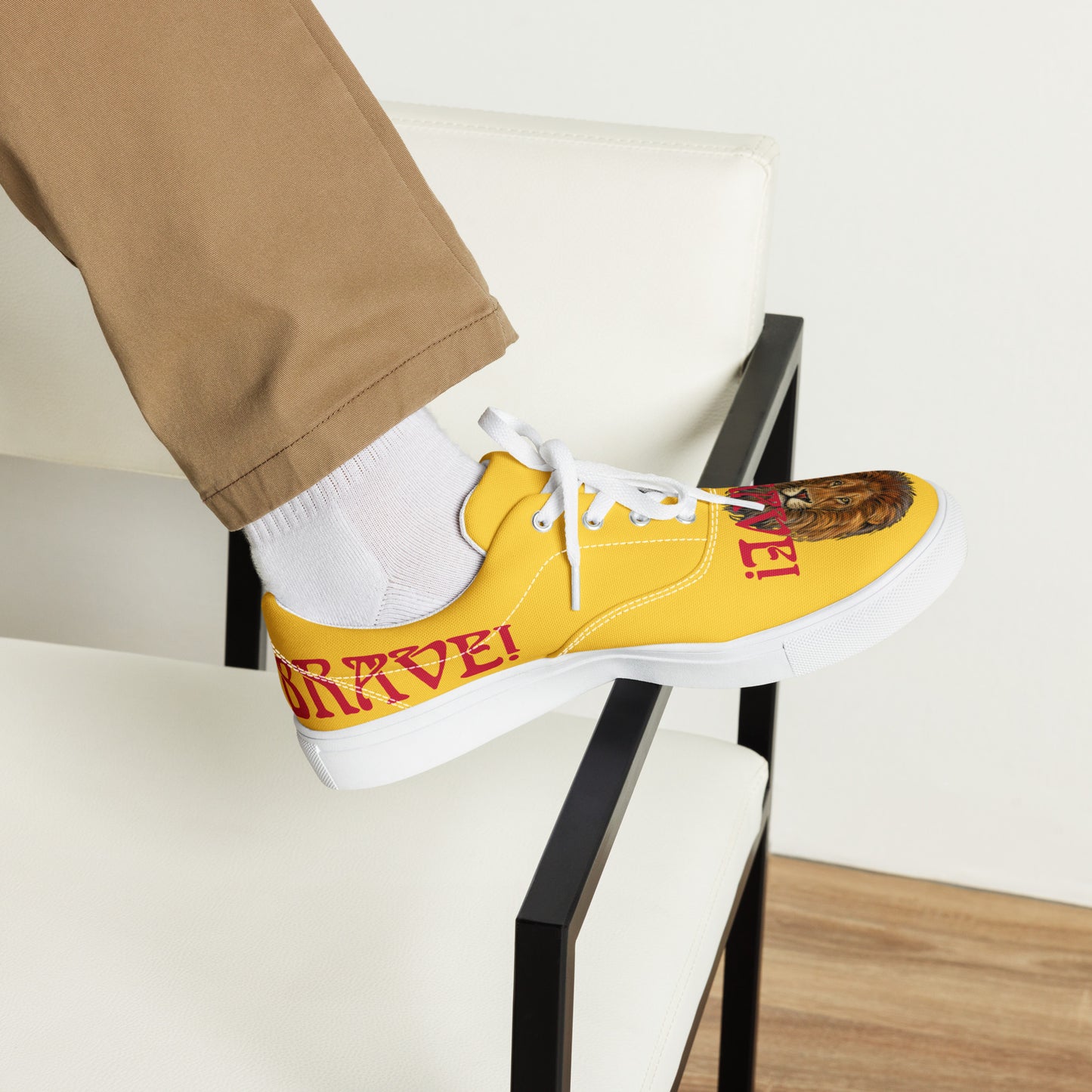 “I’AM BRAVE!” Yellow Men’s Lace-Up Canvas Shoes W/Red Font