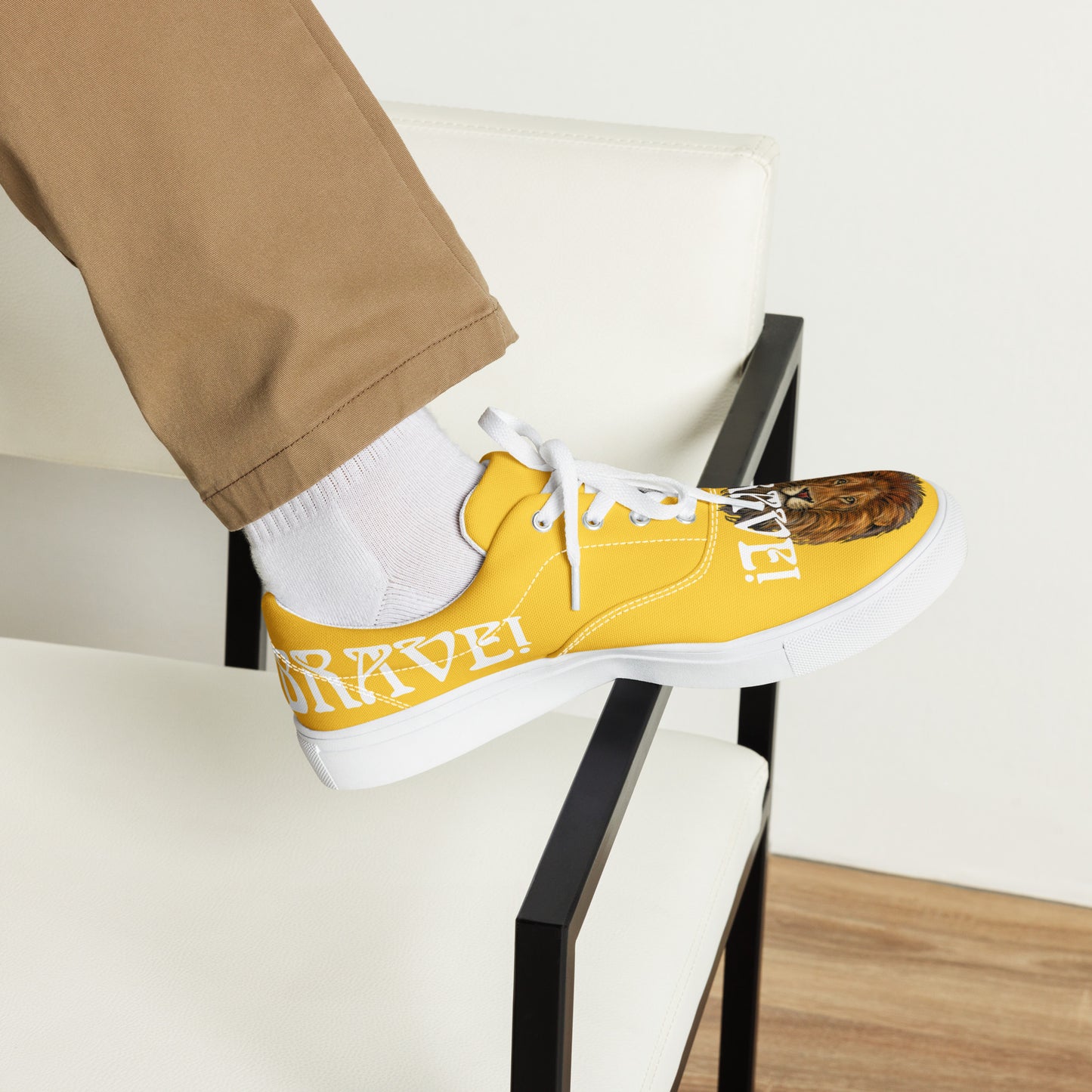 “I’AM BRAVE!” Yellow Men’s Lace-Up Canvas Shoes W/White Font