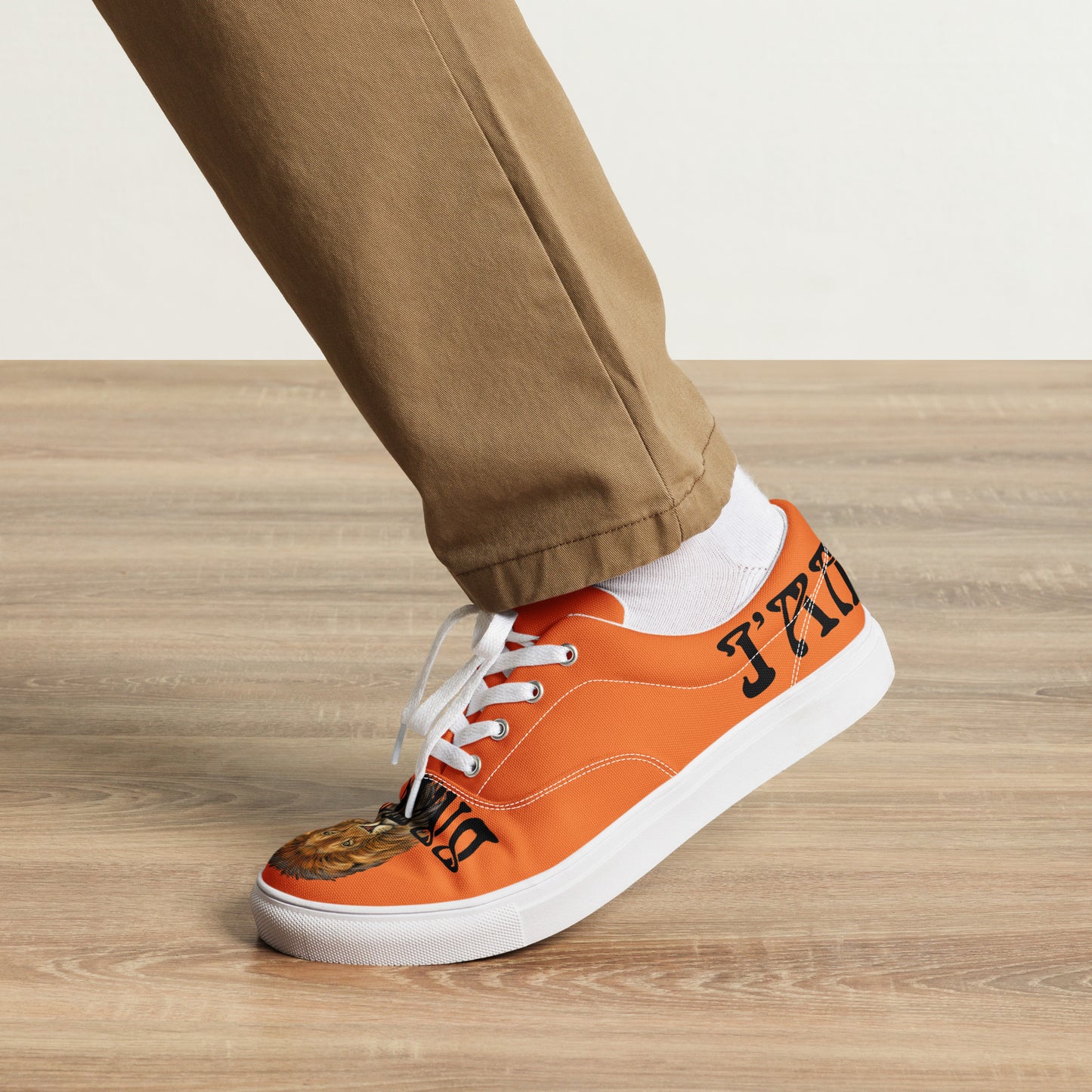 “I’AM BRAVE!” Orange Men’s Lace-Up Canvas Shoes W/Black Font