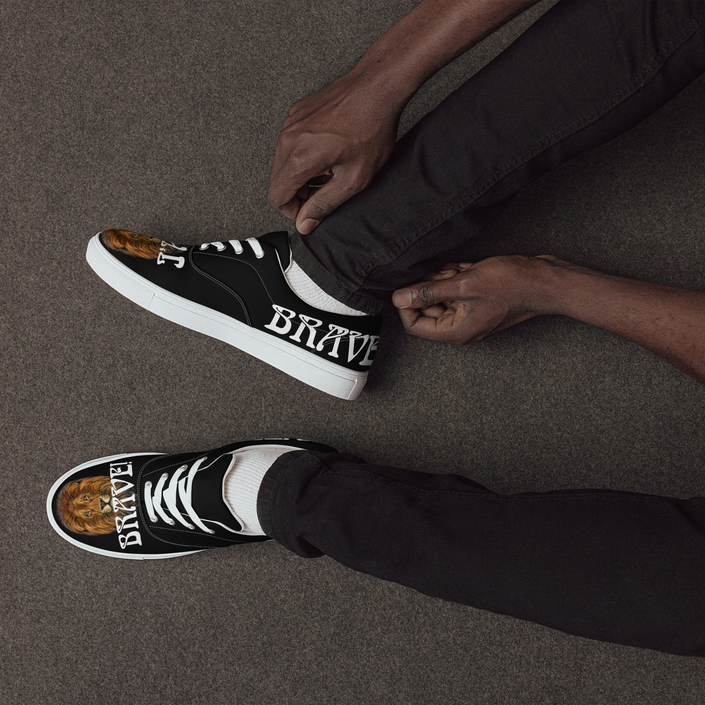 “I’AM BRAVE!”Black Men’s Lace-Up Canvas Shoes W/White Font