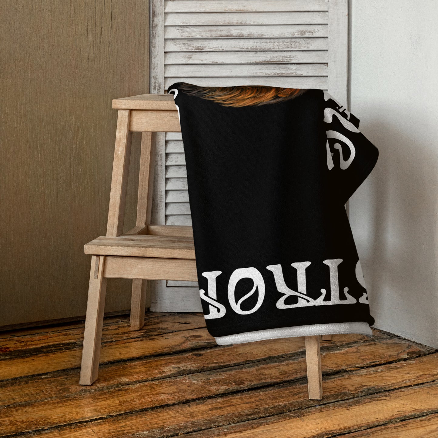 “STRONG”Black Towel W/White Font