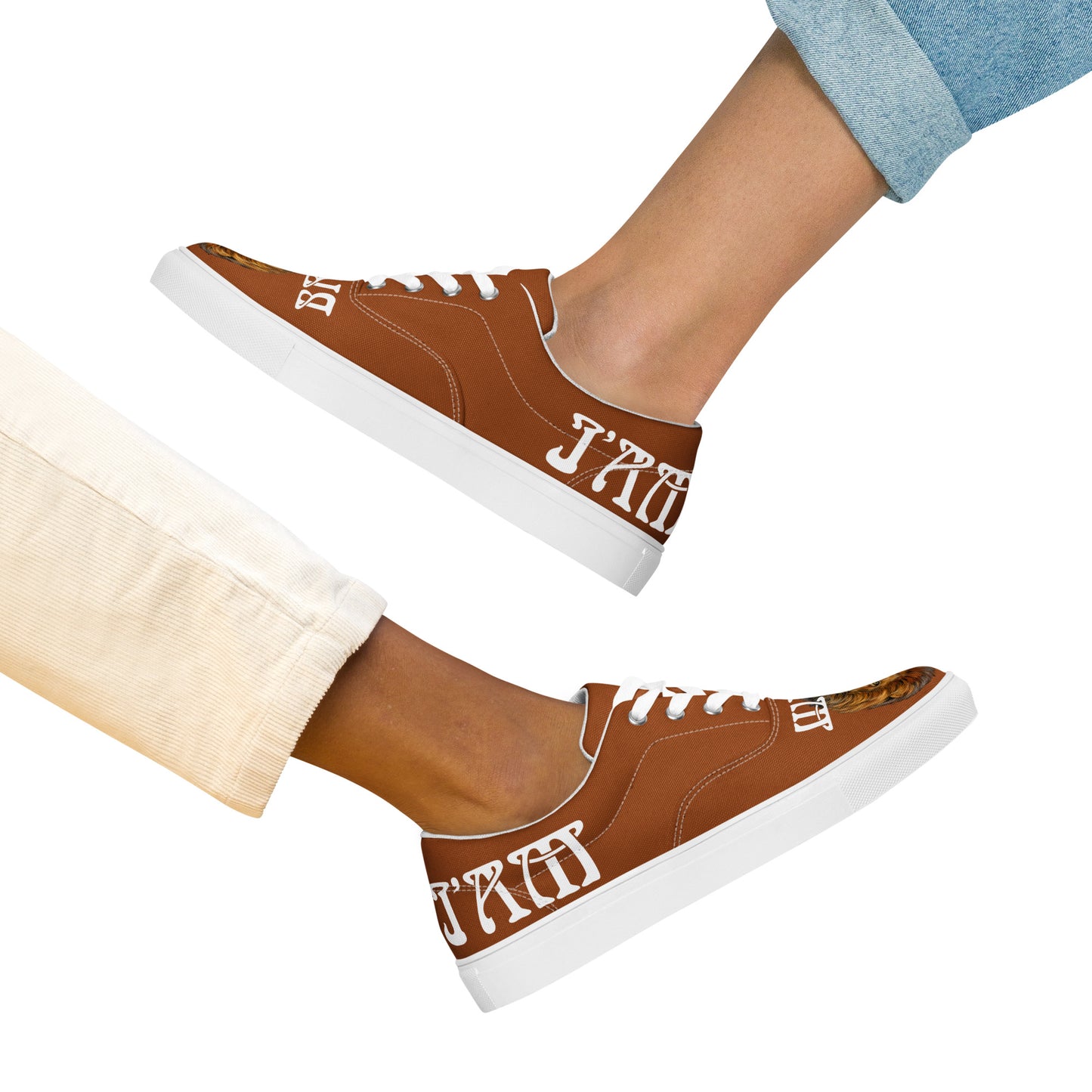 “I’AM BRAVE!”Brown Women’s Lace-Up Canvas Shoes W/White Font