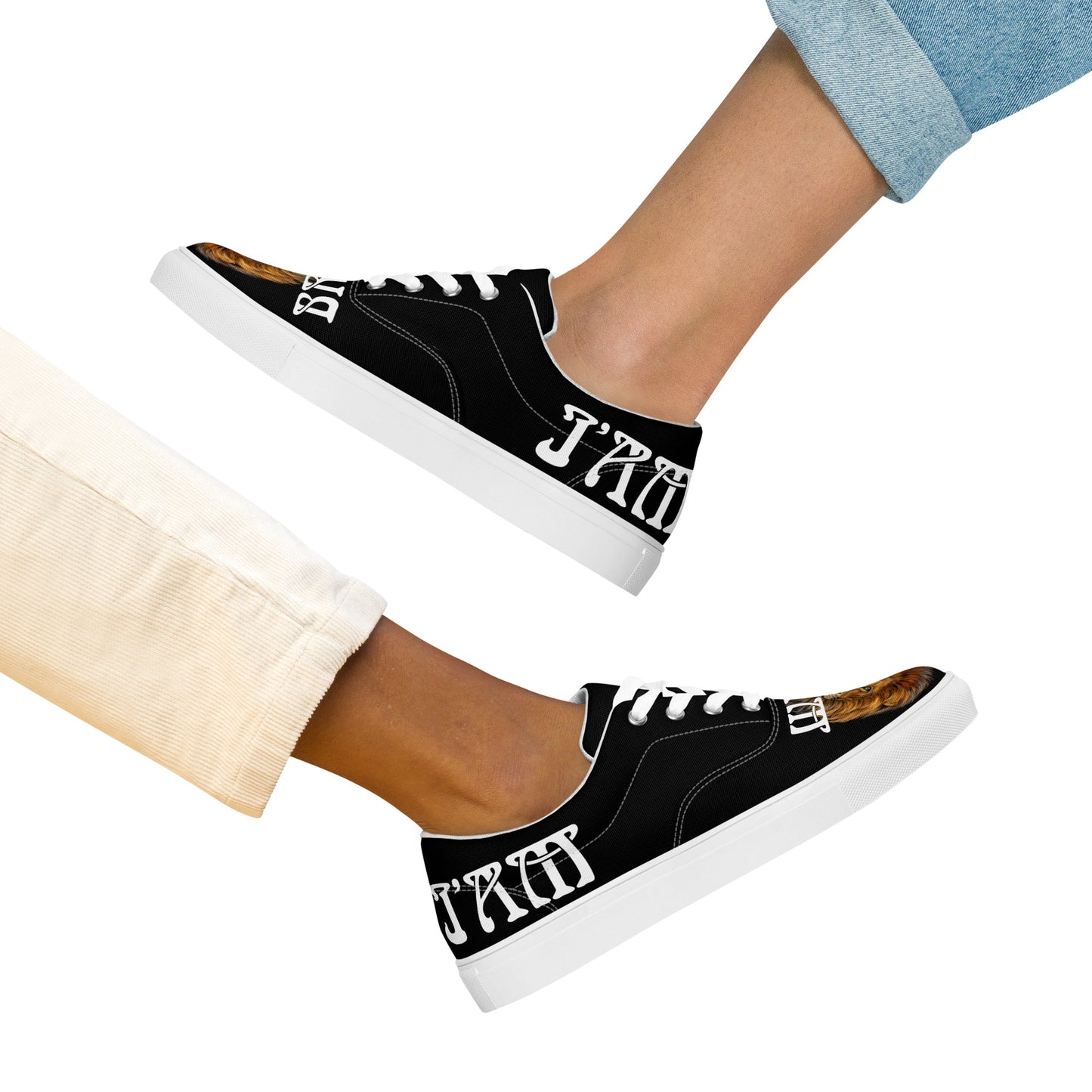 “I’AM BRAVE!” Black Women’s Lace-Up Canvas Shoes W/White Font