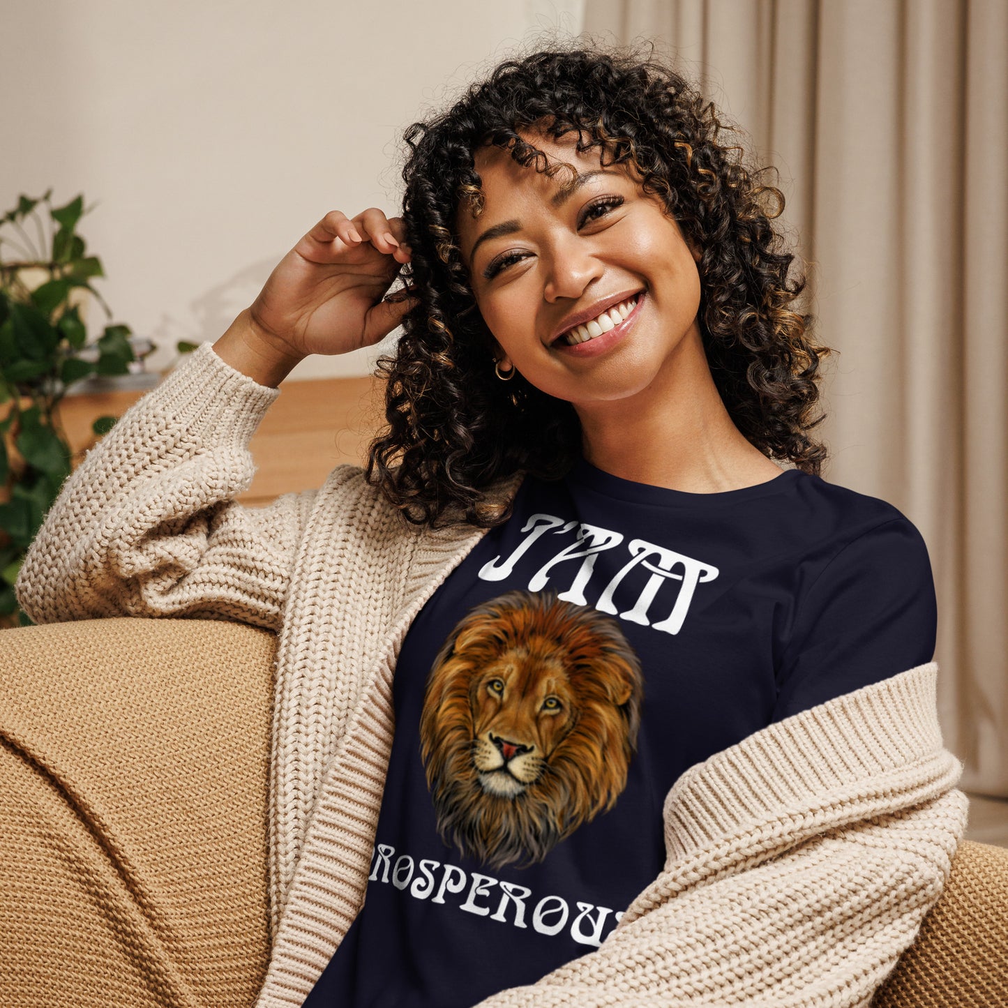 “I’AM PROSPEROUS!”Women's Relaxed T-Shirt W/White Font