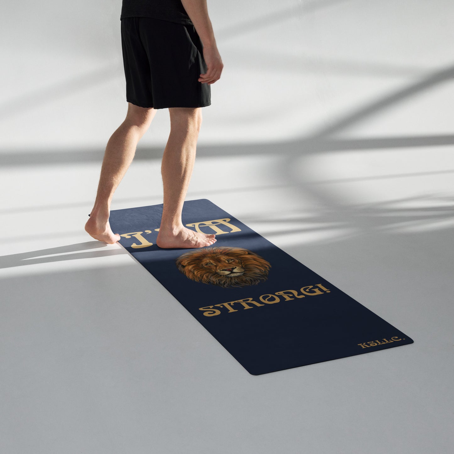 “I’AM STRONG!”Navy Yoga Mat W/Fawn Font