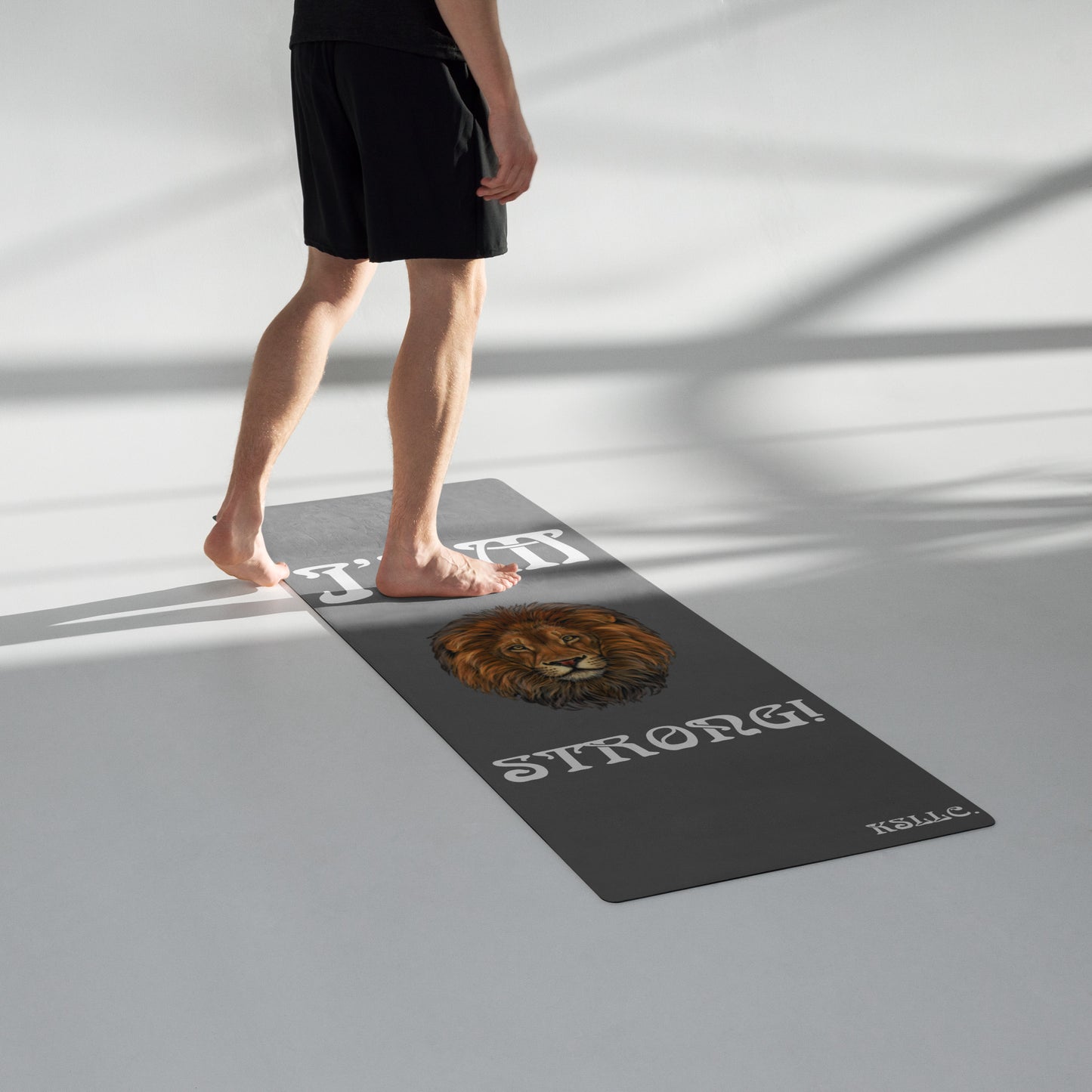 “I’AM STRONG!”Grey Yoga Mat W/White Font